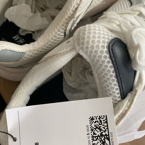 New shoes H&M sneakers - Picture 4 of 5